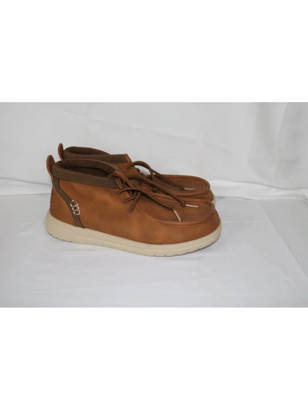 Hey Dude Wally Mid GripR Classic Mens 8 Brown Cognac Casual Comfort